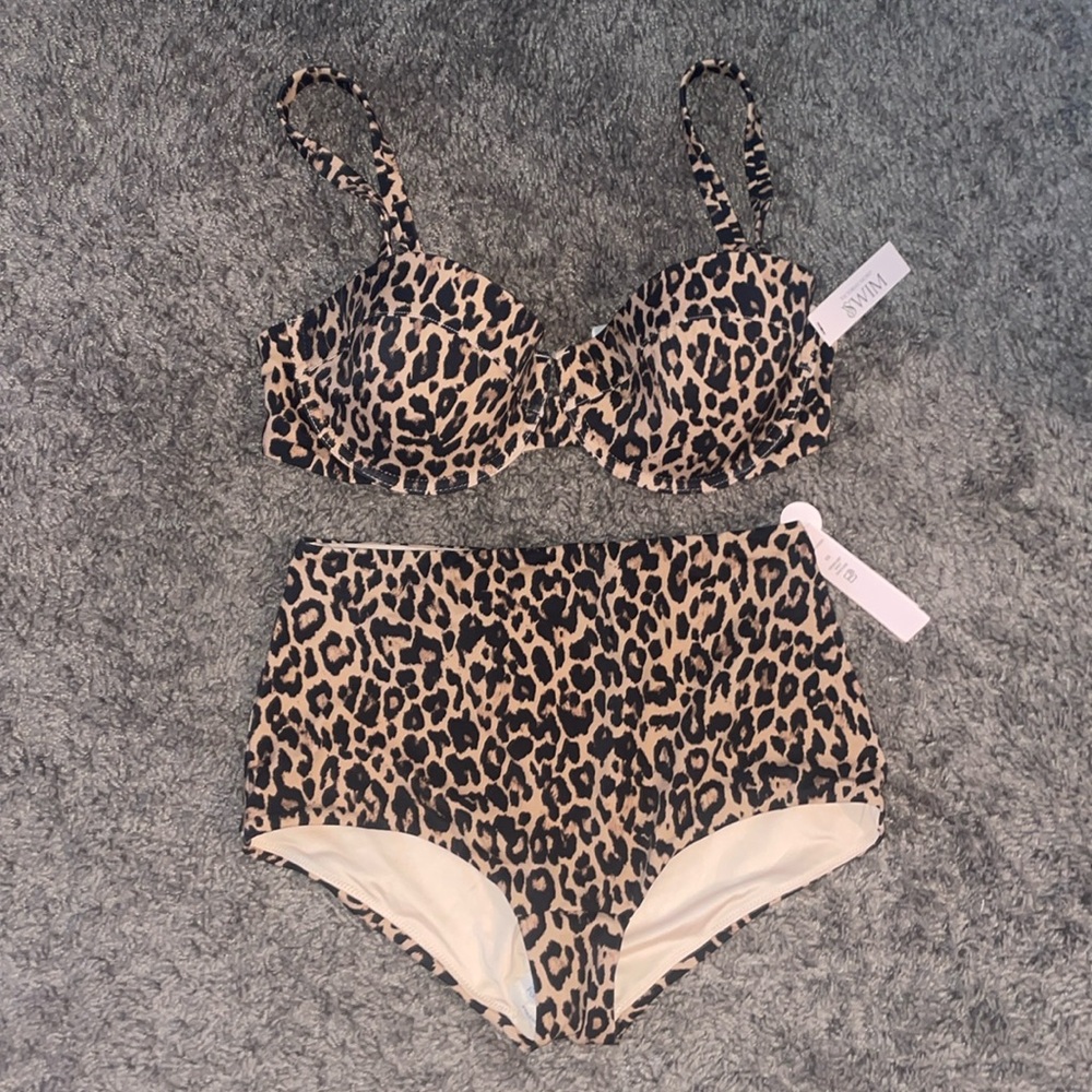 NWT Victoria’s Secret Cheetah swim suit